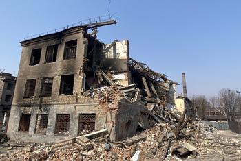 Dnipro, यूक्रेन में नष्ट आवासीय इमारत.
