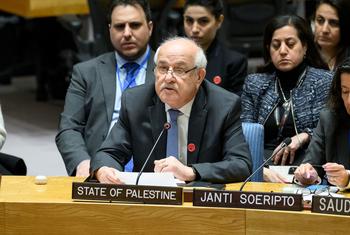 Riyad Mansour, Observador Permanente del Estado de Palestina ante las Naciones Unidas, se dirige a la reunión del Consejo de Seguridad sobre la situación en Oriente Medio, incluida la cuestión palestina.