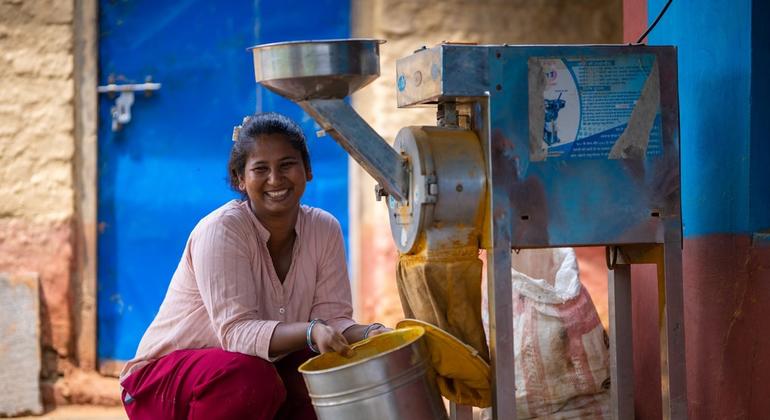 Saraswati Sunar, a yellow farmer in Birendranagar, prepares her crop with attention and accurately. Saraswati Sunar, a yellow farmer in Birendranagar, prepares her crop with attention and accurately.