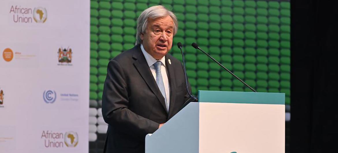 Le Secrétaire général de l'ONU, António Guterres, s'adresse aux dirigeants lors du Sommet africain sur le climat à Nairobi, au Kenya.