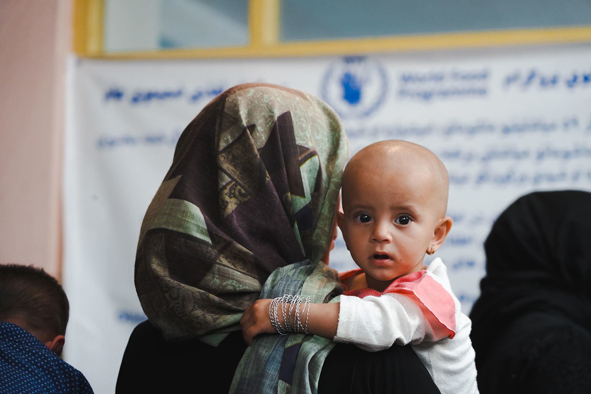 Unicef alerta para colapso no auxílio a 3,7 milhões de crianças afegãs desnutridas