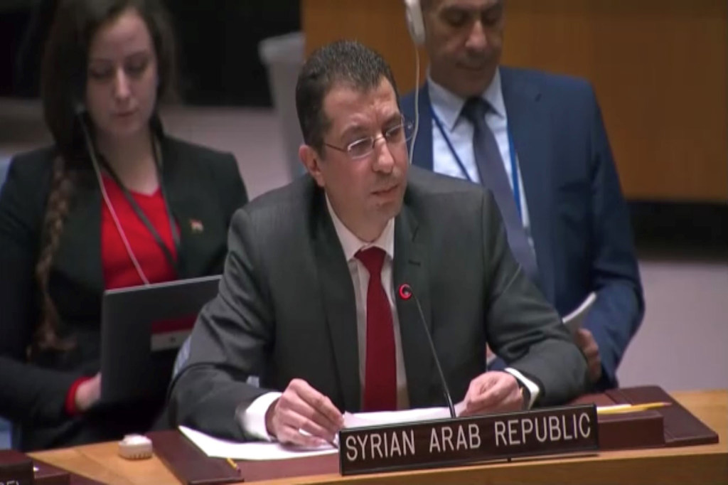 الحكم دندي، نائب المندوب الدائم للجمهورية العربية السورية لدى الأمم المتحدة، يخاطب جلسة مجلس الأمن بشأن الحالة في الشرق الأوسط (سوريا).