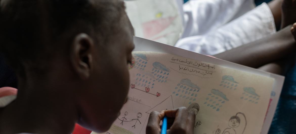 A displaced child at a UNICEF-supported site in Port Sudan. A displaced child at a UNICEF-supported site in Port Sudan.
