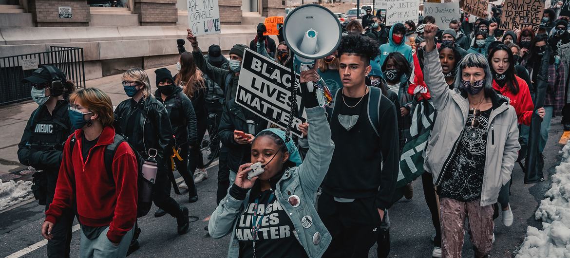 Tackling online hate and trolling - Internet Matters