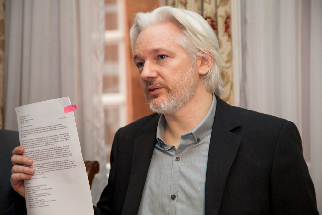 Julian Assange akizungumza na vyombo vya habari mjini London Uingereza (Kutoka Maktaba)
