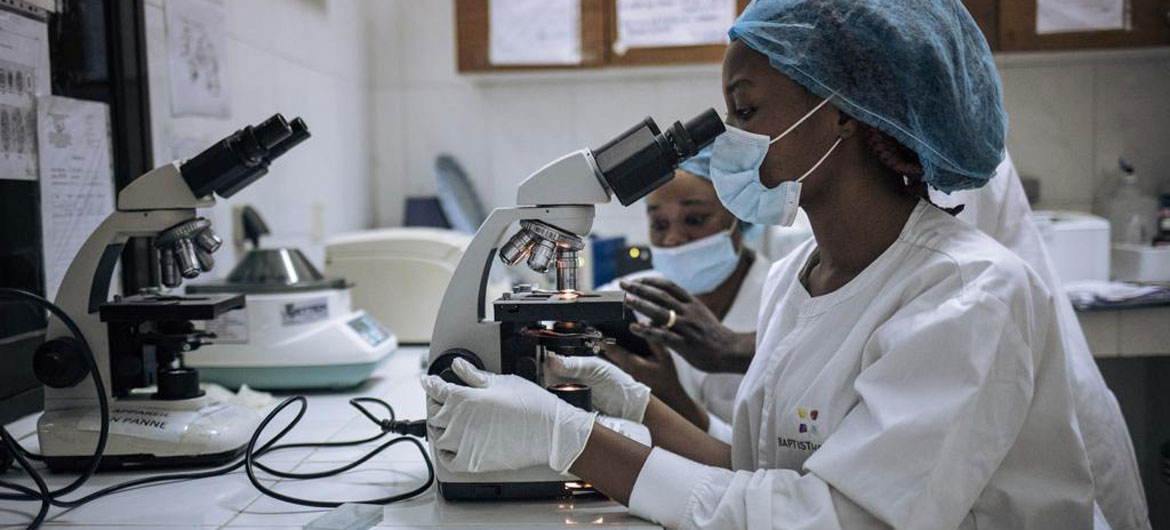 Le fonctionnement des laboratoires est une partie intégrale de la réponse au VIH en RDC et permet de suivre les patients pour établir les interventions indiquées et assurer une bonne santé.