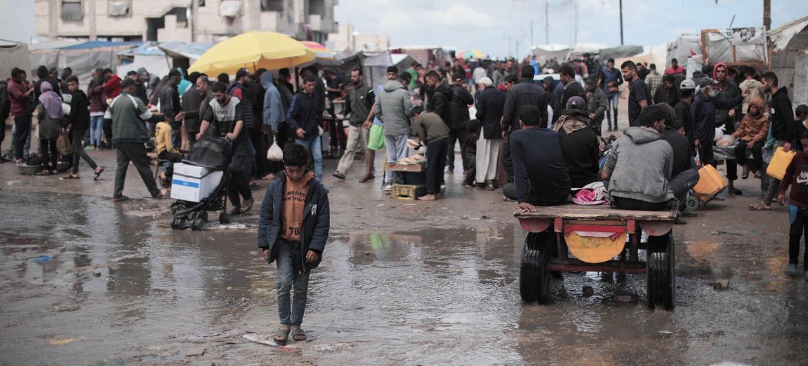 یو این اداروں کے مطابق رفح پر حملہ وہاں پناہ لیے ہوئے 14 لاکھ لوگوں افراد کے لیے تباہ کن ثابت ہوگا۔