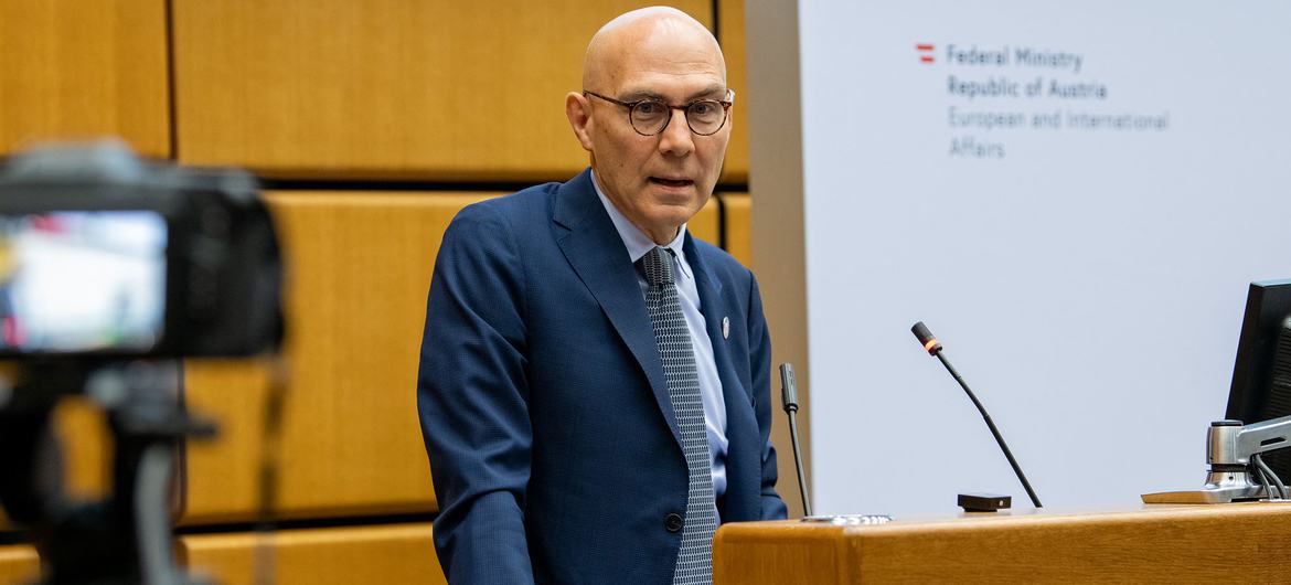 Volker Türk, UN High Commissioner for Human Rights, addresses a conference for youth human rights defenders at the UN in Vienna (file)..