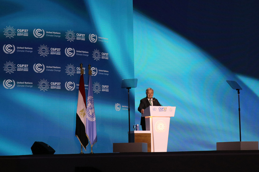 Генеральный секретарь ООН выступает в Шарм-эль-Шейхе на Конференции ООН по изменению климата 