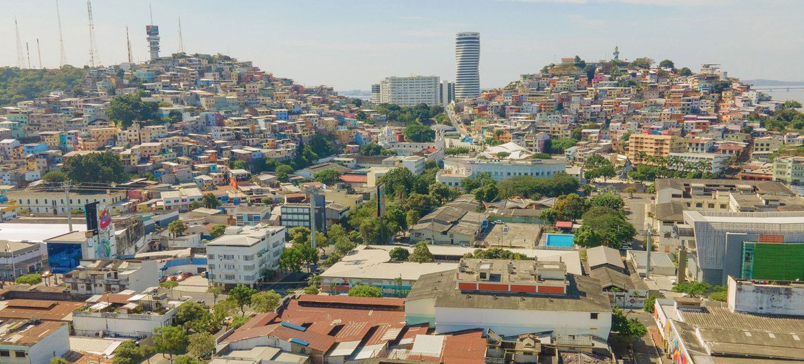 Vista de Guayaquil, una ciudad portuaria de Ecuador.