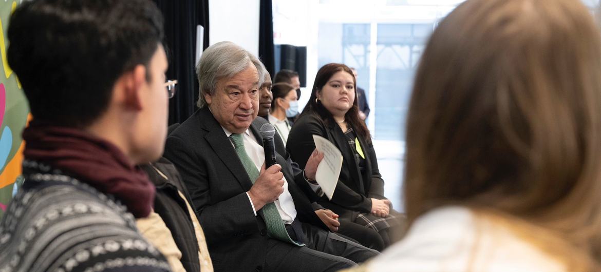 At the UN Biodiversity Conference (COP15) in Montreal, Canada, Secretary-General António Guterres meets with youth representatives to discuss the role of youth in supporting a just and equitable post-2020 global biodiversity framework. At the UN Biodiversity Conference (COP15) in Montreal, Canada, Secretary-General António Guterres meets with youth representatives to discuss the role of youth in supporting a just and equitable post-2020 global biodiversity framework.