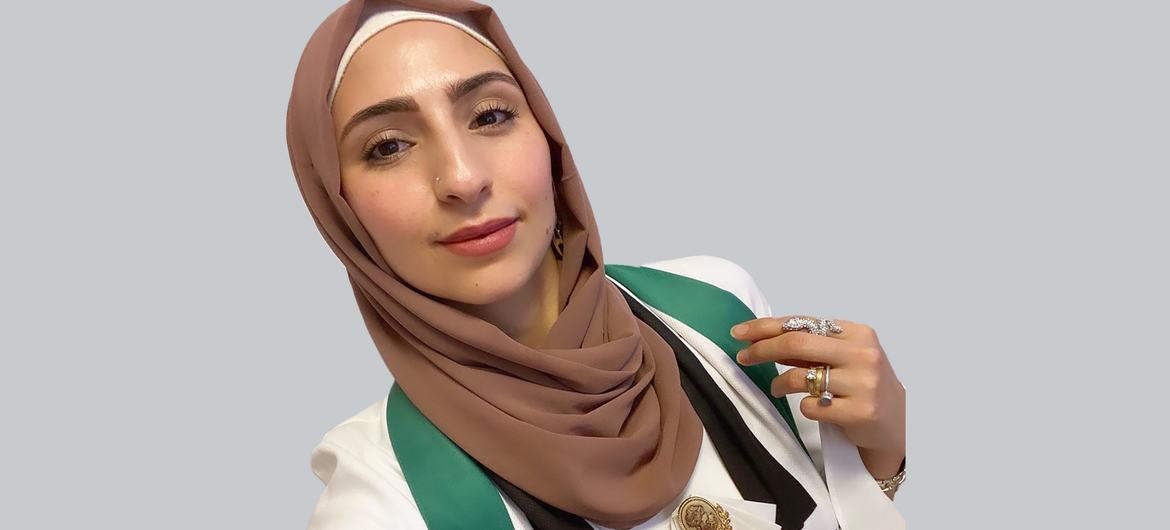 Doaa Al-Zamel, activista siria y defensora de los derechos de los refugiados.