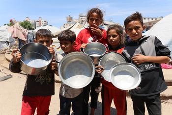 UN life-saving aid allowed to trickle into Gaza as needs mount