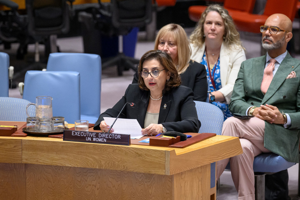 Sima Sami Bahous, Directrice exécutive d'ONU Femmes, informe la réunion du Conseil de sécurité de l'ONU sur la consolidation de la paix en Afrique de l'Ouest.