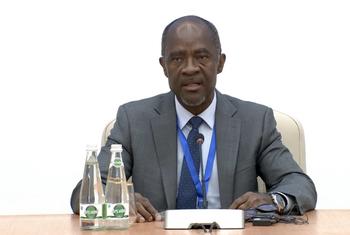 Dkt. Samuel Doe, Mwakilishi wa UNDP nchini Ethiopia, akizungumza na wanahabari huko Azawa, akiwakilisha UNDP Afrika.