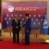 El secretario general de la ONU, António Guterres (izquierda), se reúne con el presidente de Indonesia, Joko Widodo, durante la Cumbre de la Asociación de Naciones del Sudeste Asiático (ASEAN) en Yakarta, la capital del país.