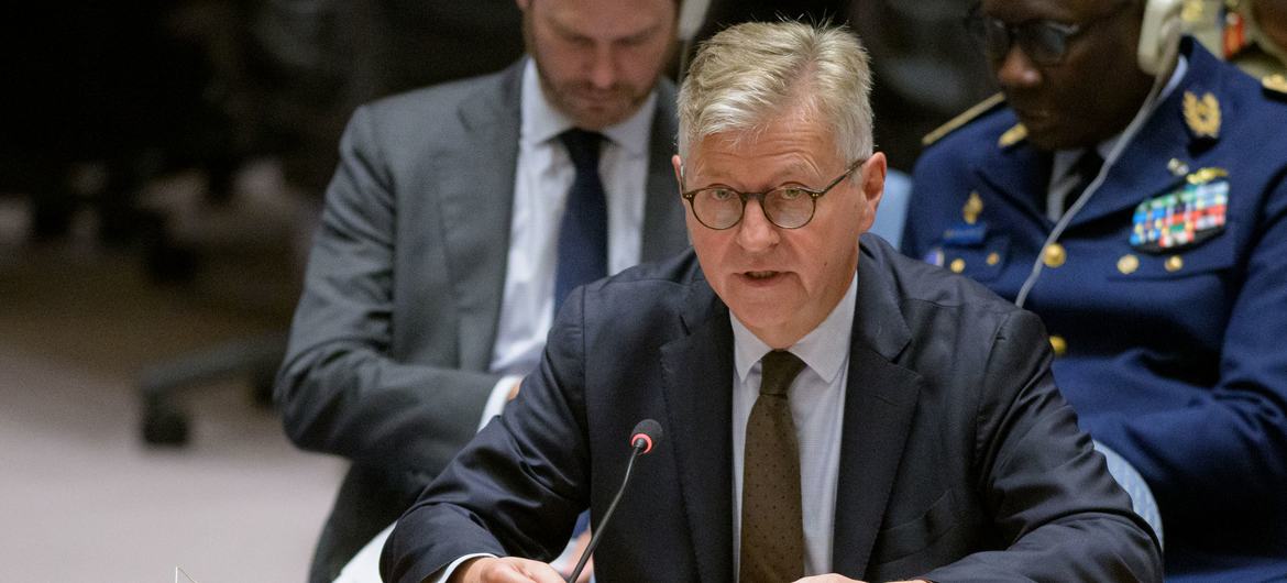 Jean-Pierre Lacroix, Under-Secretary-General for Peace Operations, briefs the Security Council meeting on UN peacekeeping operations.