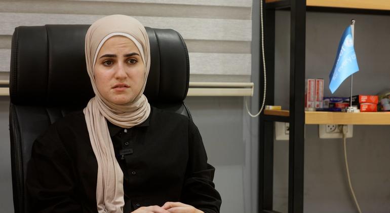 Sarah Al-Saqqa, the first female surgeon in Gaza, struggles to save lives amid destruction and bureaucracy.