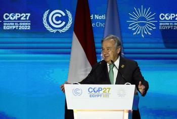 O secretário-geral António Guterres pediu aos negociadores que busquem a “ambição máxima” em relação às questões das perdas e danos e da redução de emissões.