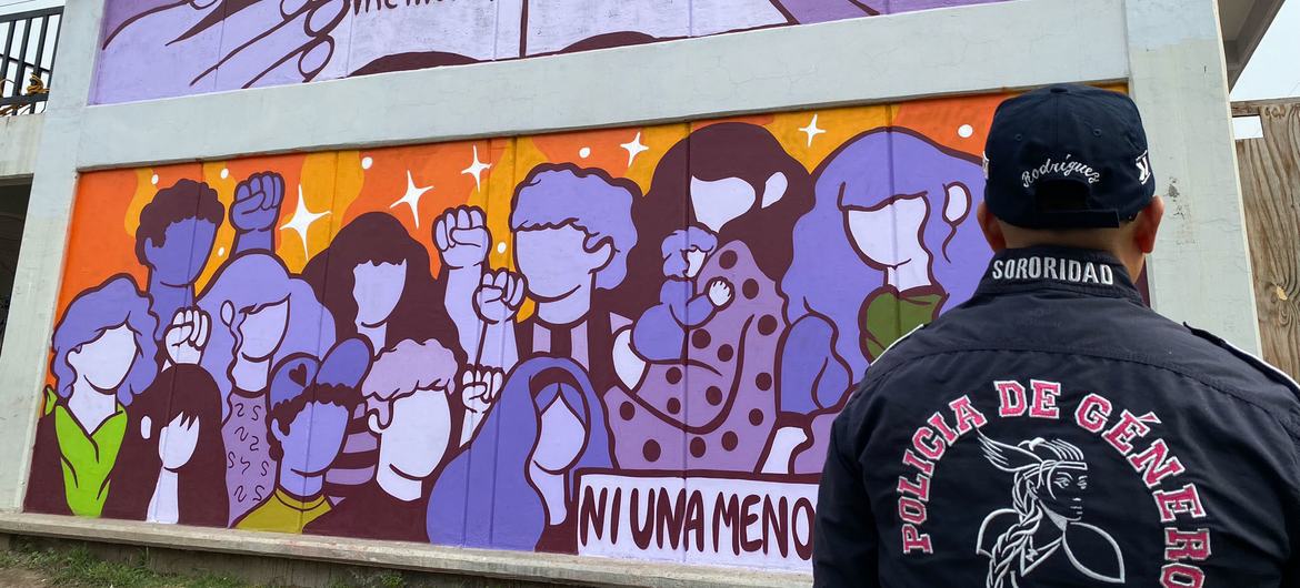 El mural “Sembrando memoria, cosechando justicia” representa a la comunidad y a las víctimas de feminicidio del Estado de México. 