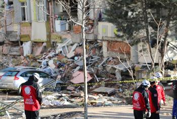 Destrucción en la localidad turca de Gaziantep, al día siguiente del fuerte seísmo que ha causado más de 8000 muertos.