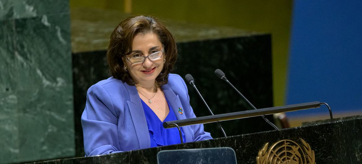 联合国妇女署执行主任巴胡斯在国际妇女节庆祝活动上致辞。
