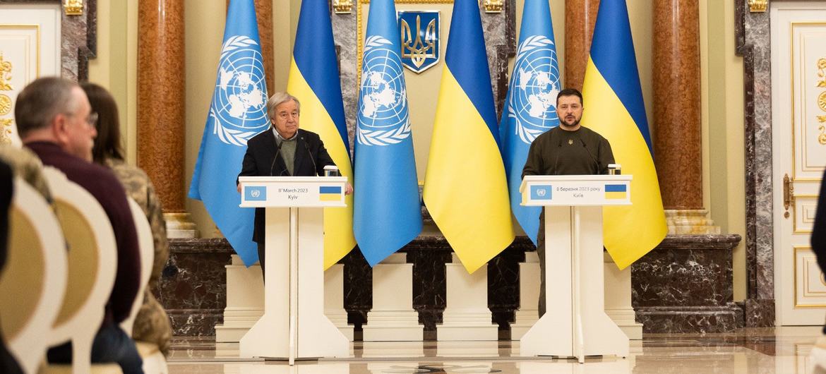 古特雷斯与泽连斯基在基辅共同举行记者会。