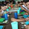 Niños en un comedor escolar en Venezuela
