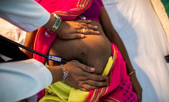 Satu wanita hamil atau bayi baru lahir meninggal setiap 7 detik: laporan PBB baru