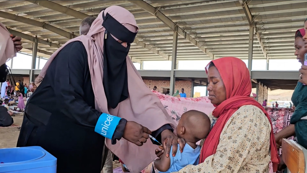 Le Représentant de l'UNICEF au Soudan, Sheldon Yett, a déclaré aujourd'hui que le pays connaissait une "situation d'urgence en matière de protection de l'enfance" et a souligné que "l'avenir du Soudan dépendait d'un cessez-le-feu".