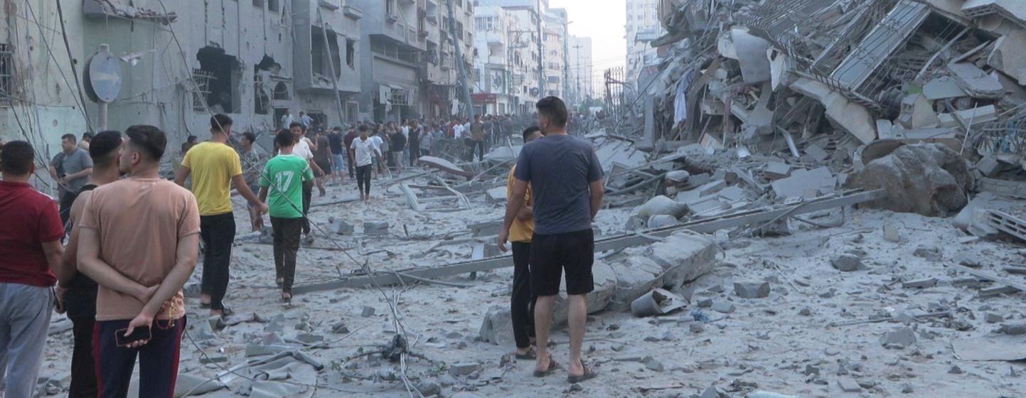 Une rue de Gaza après un bombardement