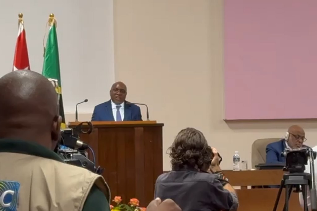 Dkt. Damas Daniel Ndumbaro akizungumza katika Mkutano wa Kimataifa wa Kiswahili huko Havana, Cuba.