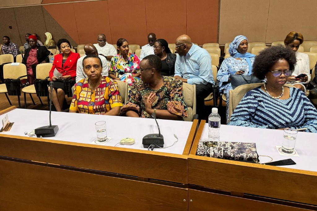 Washiriki katika Kongamano la Kimataifa la Kiswahili huko Havana, Kuba.