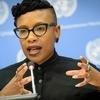 Tendayi Achiume, Relator Especial sobre formas contemporâneas de racismo, discriminação racial, xenofobia e intolerância correlata, dá informações a jornalistas em uma coletiva de imprensa.