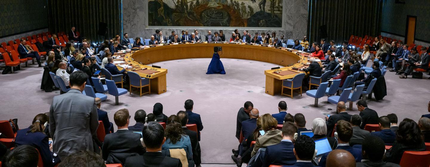 La salle du Conseil de sécurité de l'ONU alors que les membres se réunissent pour discuter de la situation au Moyen-Orient, y compris de la question palestinienne.