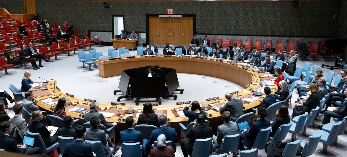 A wide view of the UN Security Council chamber as members hear a briefing from OSCE Chairperson-in-Office. A wide view of the UN Security Council chamber as members hear a briefing from OSCE Chairperson-in-Office.