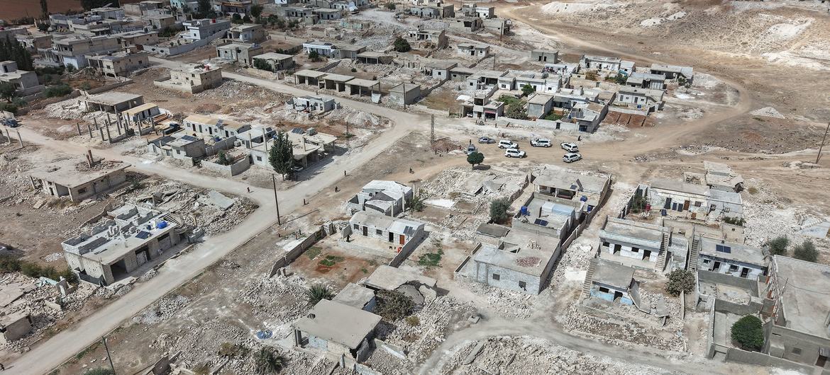 Drone footage of the town of Latamneh in Hama, which was completely destroyed during the conflict. Mines and unexploded ordnance continue to litter the area, posing deadly risk for civilians, especially children. Drone footage of the town of Latamneh in Hama, which was completely destroyed during the conflict. Mines and unexploded ordnance continue to litter the area, posing deadly risk for civilians, especially children.