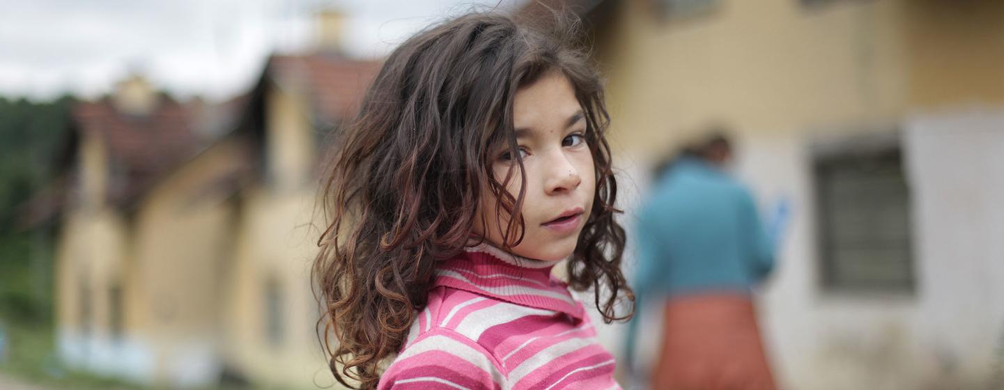 Les Roms constituent la minorité la plus nombreuse, la plus défavorisée et la plus vulnérable de Bosnie-et-Herzégovine.