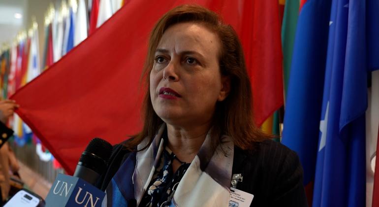 السيدة عواطف حيار وزيرة التضامن والإدماج الاجتماعي والأسرة في المملكة المغربية خلال حوار مع أخبار الأمم المتحدة.