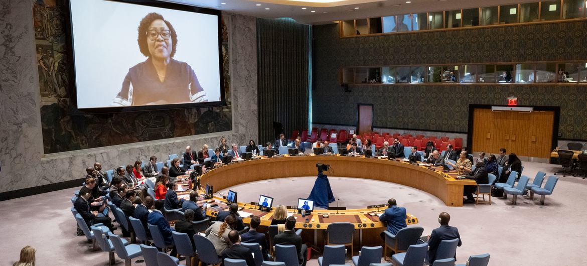 Martha Ama Akyaa Pobee (on screen), Assistant Secretary-General for Africa in the Departments of Political and Peacebuilding Affairs and Peace Operations, briefs UN Security Council members on the situation in Abyei.