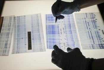 ВОЗ обратилась к международным и региональным экспертам с просьбой определить факторы, которые имеют для них наибольшее значение при принятии решения о том, какие вакцины следует внедрять и использовать. 