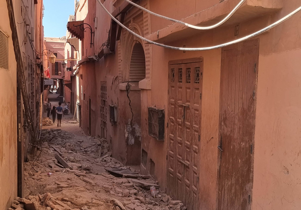 Le tremblement de terre, dont l'épicentre se situe dans le Haut Atlas, a dévasté la ville historique de Marrakech, au Maroc.