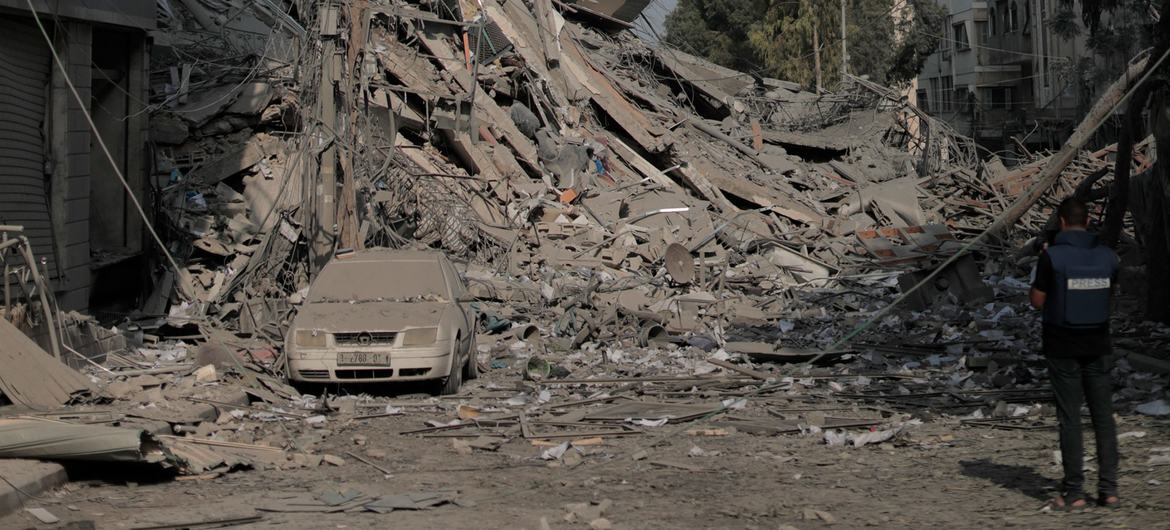 Over 120,000 People Have Been Internally Displaced in Gaza - Vimarsana News