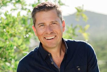 برطانیہ سے تعلق رکھنے والے ٹام فلیچر اوچا کے نئے سربراہ ہونگے۔