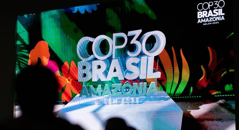 O salão principal do Hangar - Centro de Convenções e Comércio da Amazônia, durante a cerimônia de abertura da COP30 em Belém, Brasil