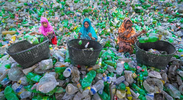 A sustainable future requires new thinking: UN environment report A sustainable future requires new thinking: UN environment report