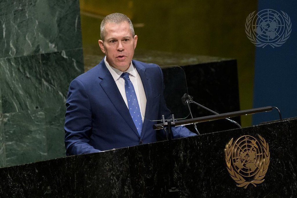 يخاطب جلعاد أردان، المندوب الدائم لإسرائيل لدى United Nations، الجلسة العامة للجمعية العامة بشأن قضية فلسطين والوضع في الشرق الأوسط.