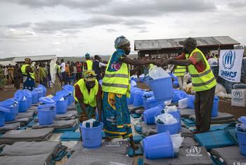 Distribution d'aide aux populations déplacées en RDC