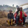 一个流离失所的家庭现在住在刚果（金）普莱恩萨沃（Plaine Savo）的一个临时营地。
