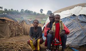  A family displaced is now living in a temporary camp in Plain Savo, in the Democratic Republic of the Congo.